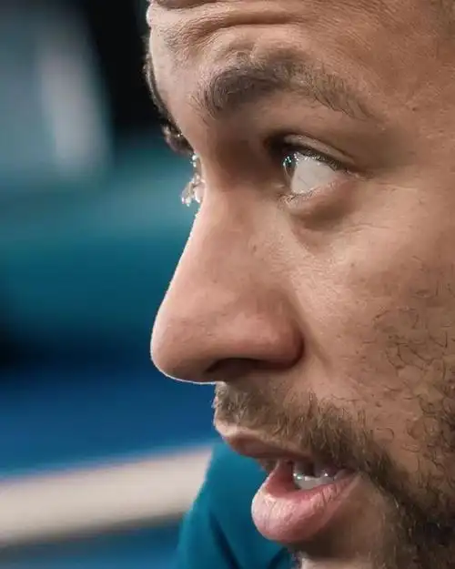 队的后防中 队的后防中