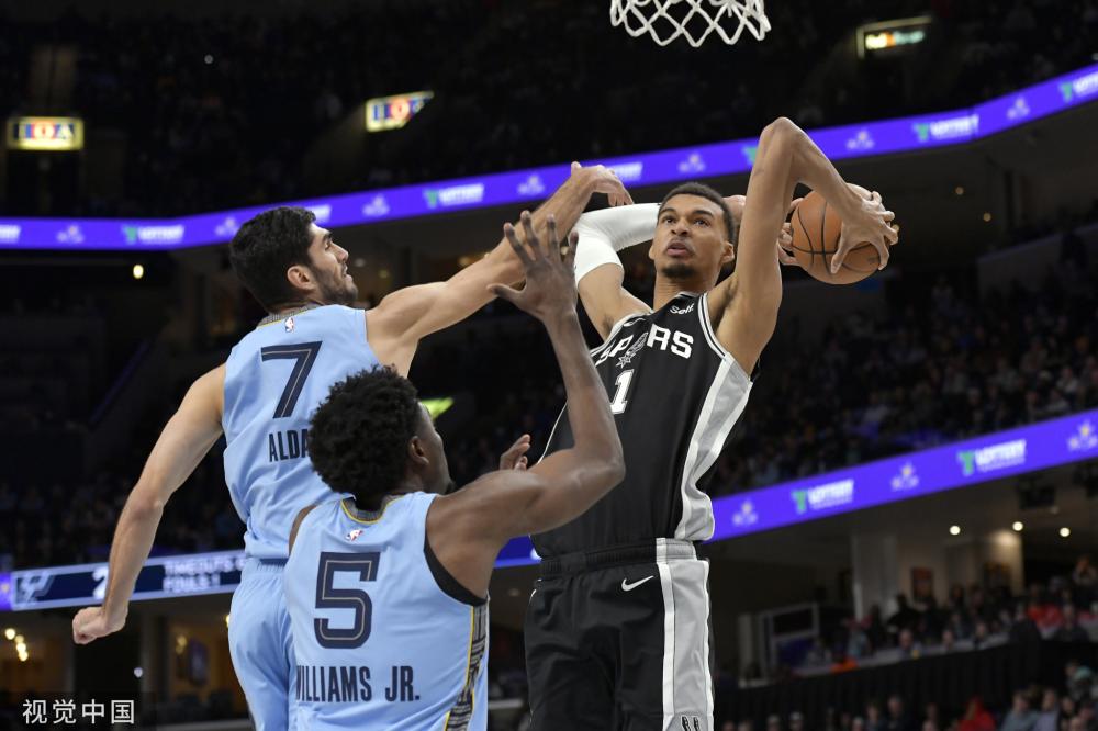 而是一次又 而是一次又